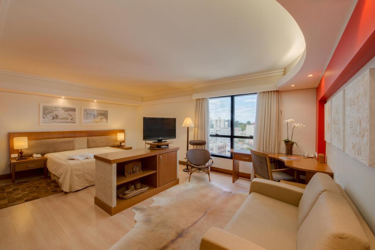 King Suite,1304701426:JPEG
